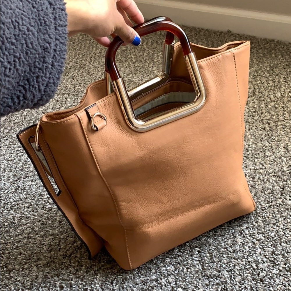 Handbag - Picture 2 of 3